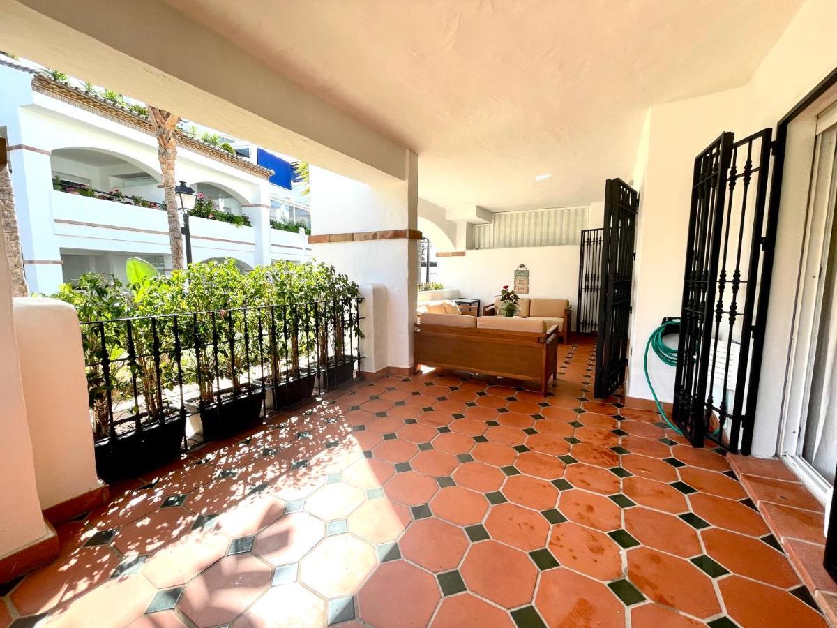 Solguest Apt A 7 Minutos De Puerto Banus 1ª Linea Playa!!! Marbella Eksteriør bilde