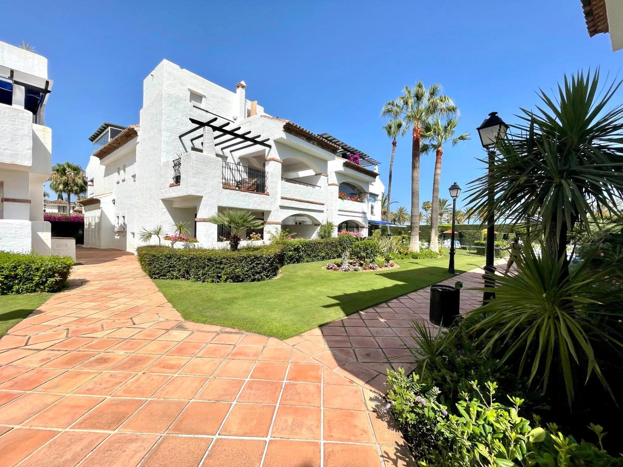 Solguest Apt A 7 Minutos De Puerto Banus 1ª Linea Playa!!! Marbella Eksteriør bilde