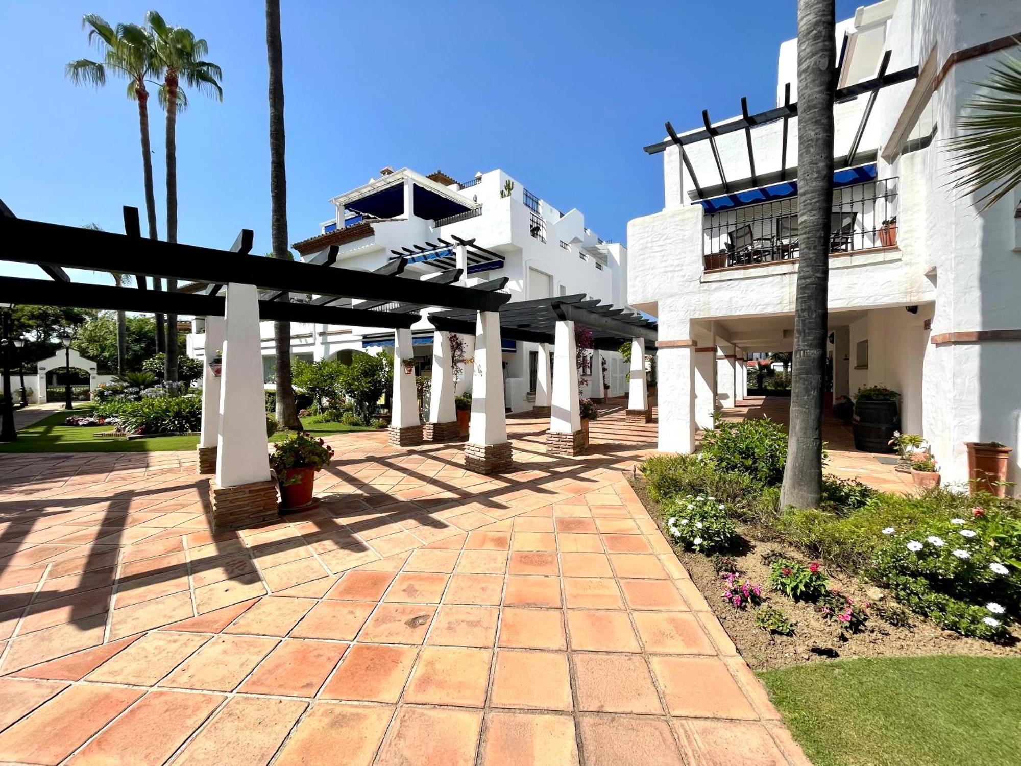 Solguest Apt A 7 Minutos De Puerto Banus 1ª Linea Playa!!! Marbella Eksteriør bilde