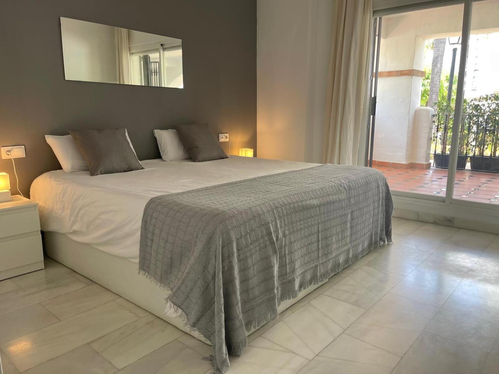 Solguest Apt A 7 Minutos De Puerto Banus 1ª Linea Playa!!! Marbella Eksteriør bilde